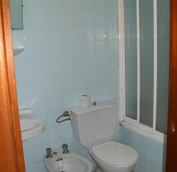 スタンダードシングルルーム, Pensión Versalles