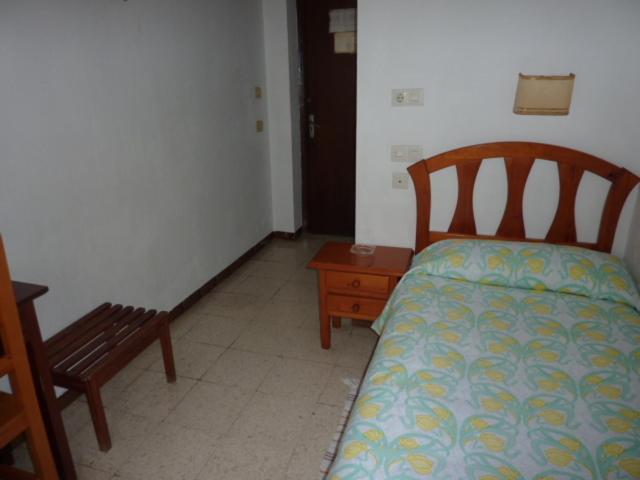 スタンダードシングルルーム, Pensión Versalles