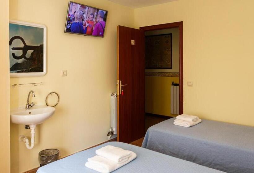 带共用浴室的标准房间, Pension Teresa