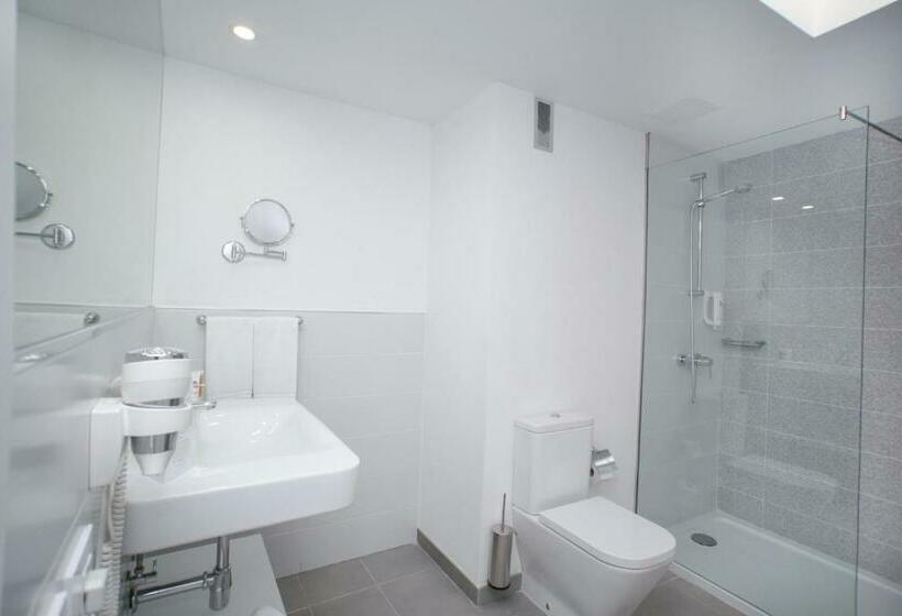 Полулюкс, Livvo Anamar Suites