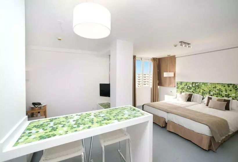 سوییت جونیور, Livvo Anamar Suites