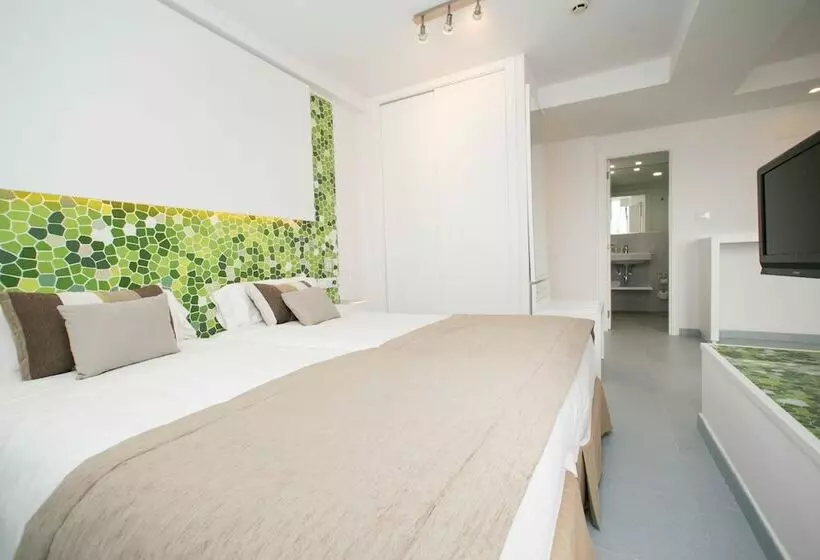 سوییت جونیور, Livvo Anamar Suites