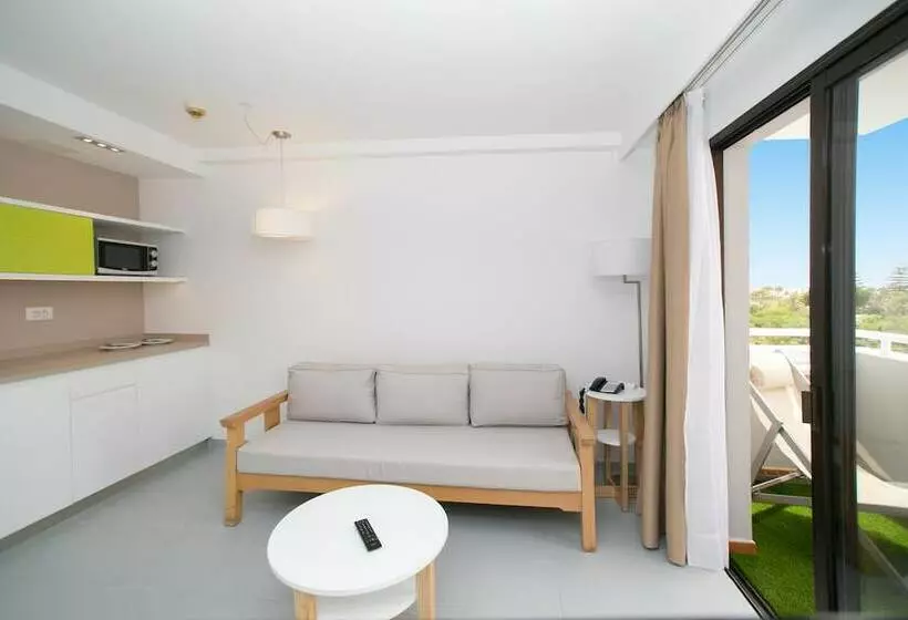 سوییت جونیور, Livvo Anamar Suites