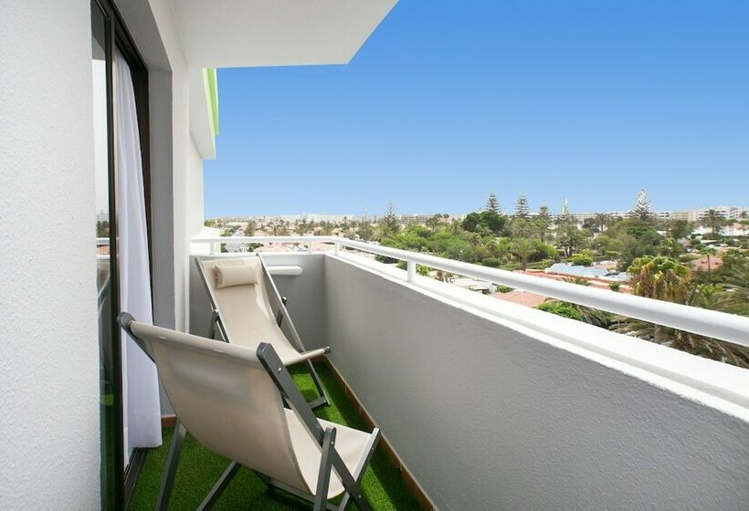 Полулюкс, Livvo Anamar Suites