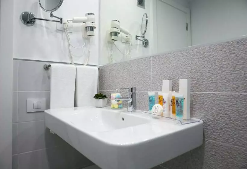 سوییت جونیور, Livvo Anamar Suites