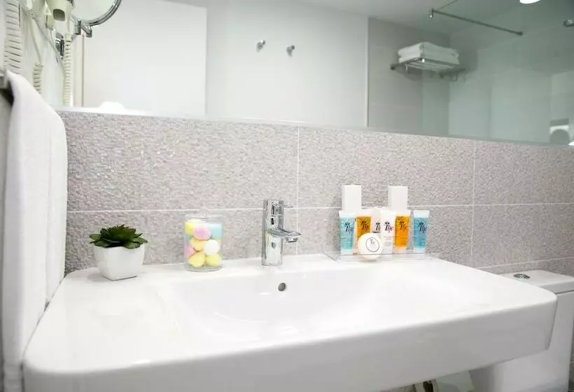 سوییت جونیور, Livvo Anamar Suites