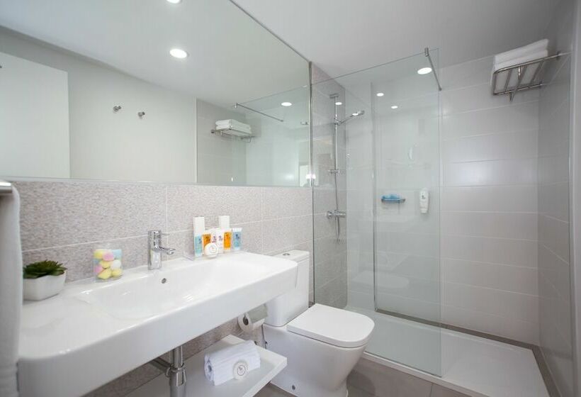 Полулюкс, Livvo Anamar Suites