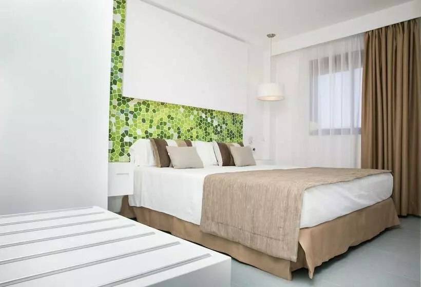 سوییت جونیور سوپریور, Livvo Anamar Suites