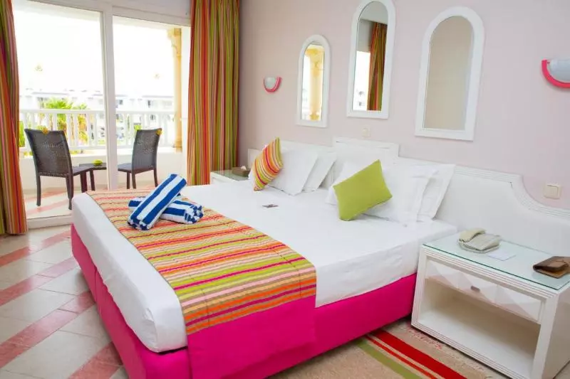 اتاق استاندارد, Livvo Anamar Suites