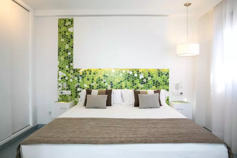 سوییت جونیور, Livvo Anamar Suites