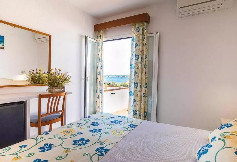 اتاق استاندارد, Sol Y Mar