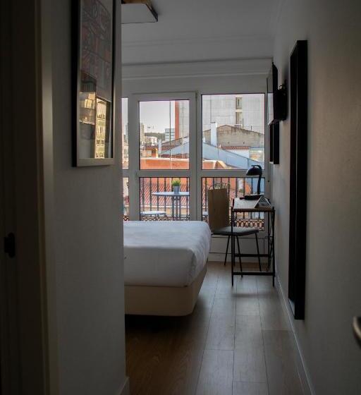 اتاق استاندارد با تراس, Alda Orzán