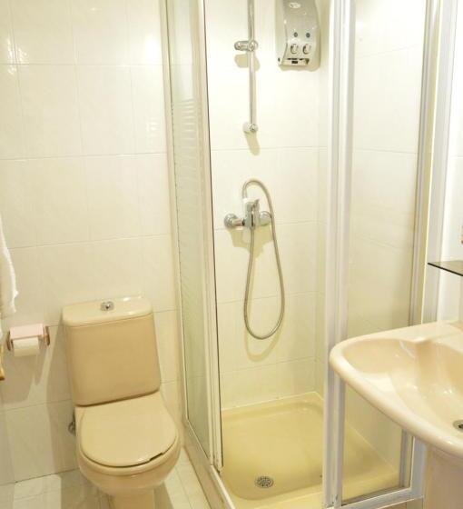 اتاق استاندارد یک نفره, Cristal