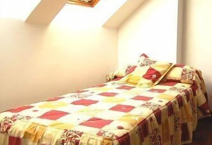 اتاق استاندارد یک نفره, Cristal