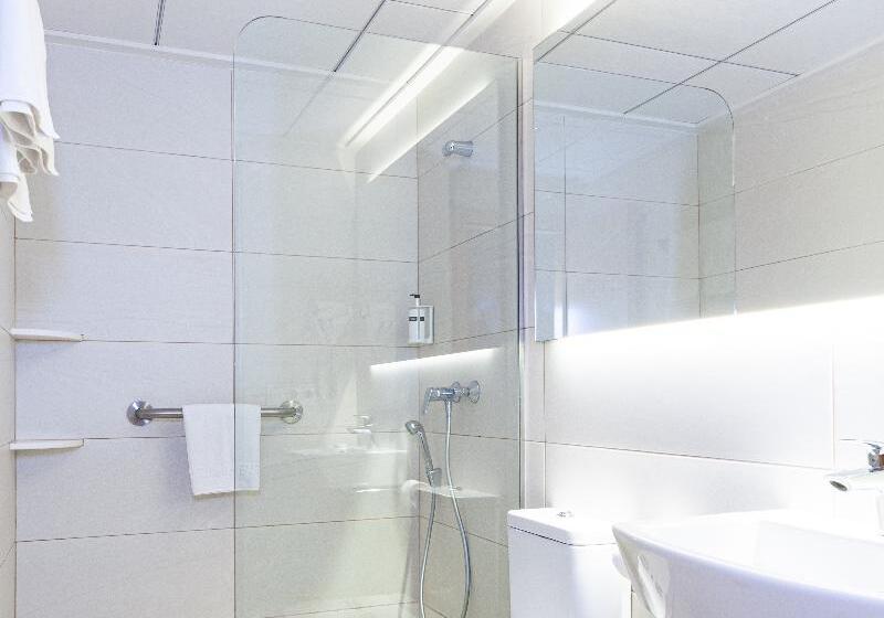 اتاق استاندارد, Eden Mar