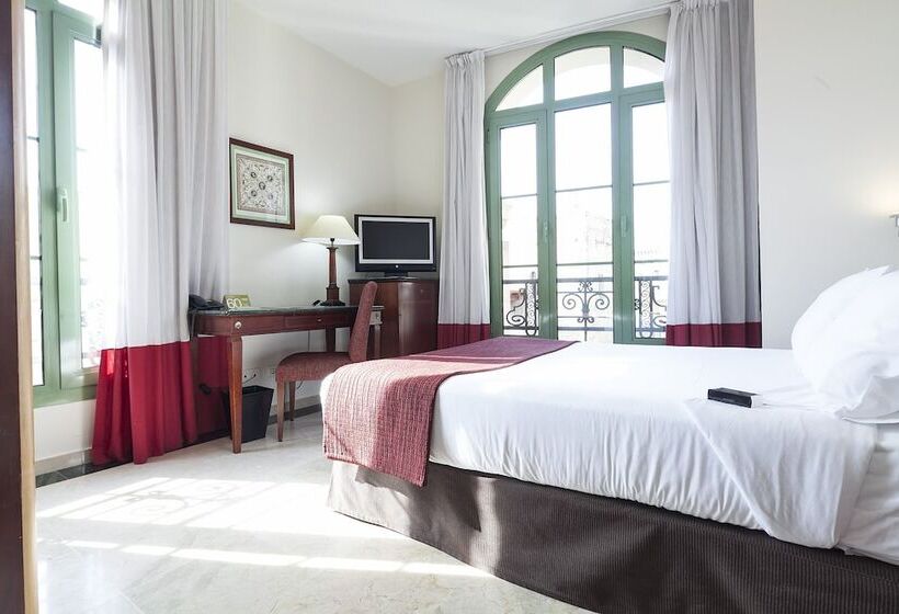 Номер Стандарт, Exe Laietana Palace