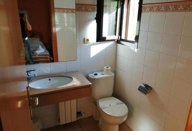 클래식 4인 룸, Hostal Cal Batista