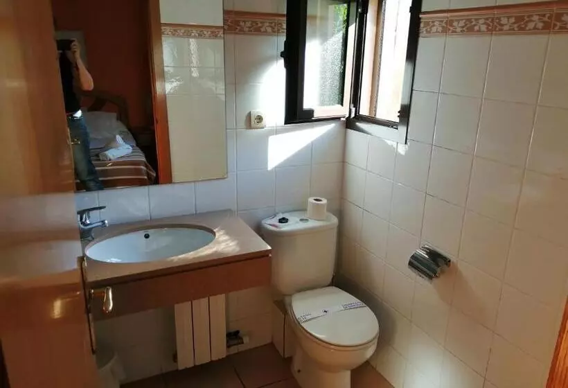 Chambre Quadruple Classique, Hostal Cal Batista