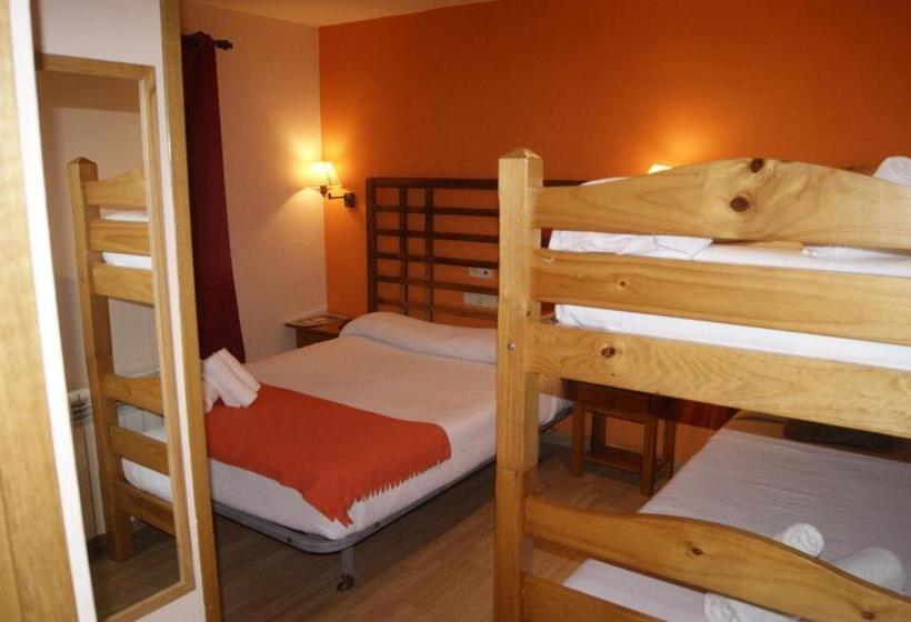 클래식 4인 룸, Hostal Cal Batista