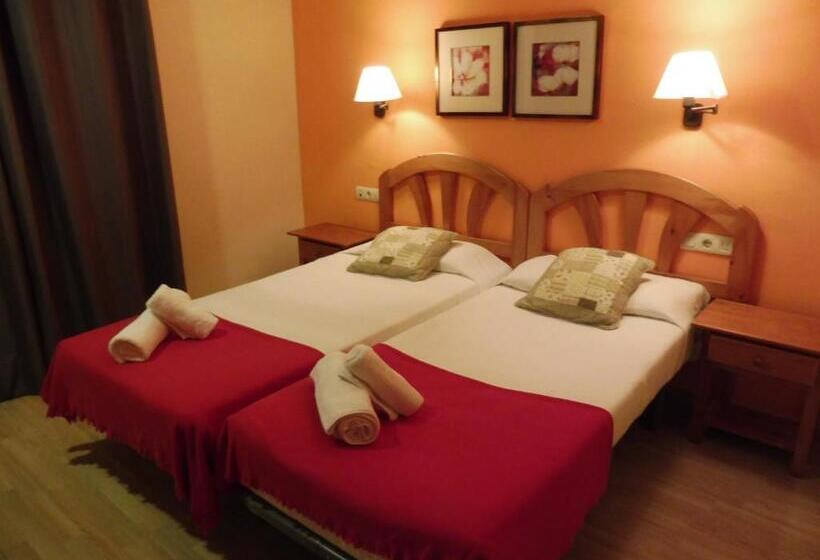 חדר סטנדרט, Hostal Cal Batista