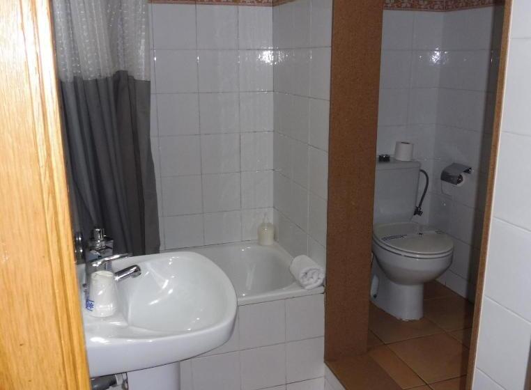 Номер Стандарт, Hostal Cal Batista