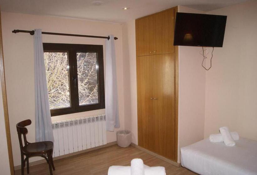חדר סטנדרט, Hostal Cal Batista