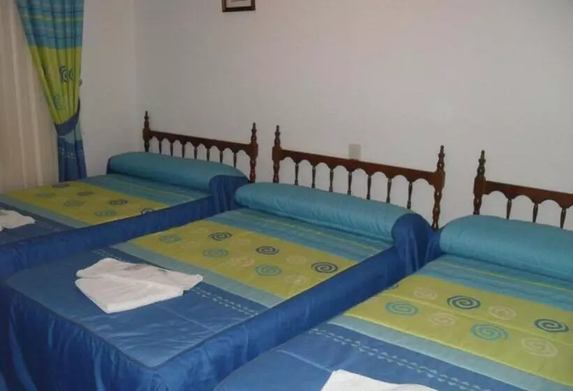 Standard Kolmen Hengen Huone, Hostal La Paz