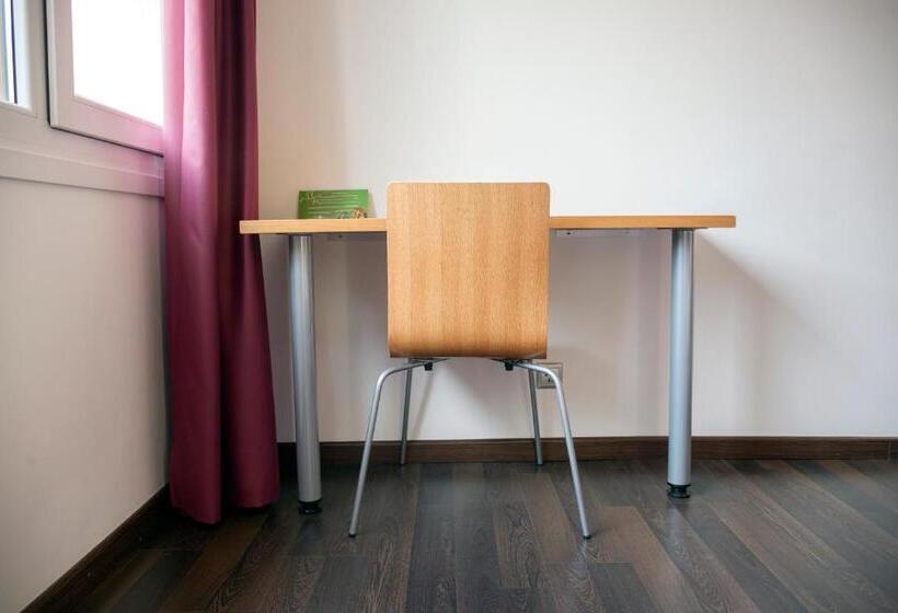 Quarto Estandar, Jatorrena
