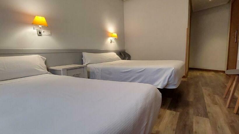 スタンダードルーム, Pensión Romero