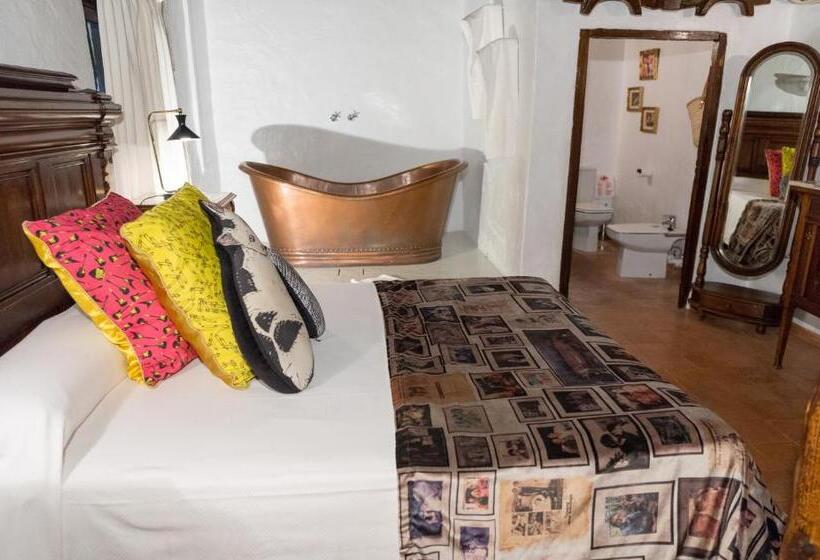 Suite Junior, Pikes Ibiza - Adults Only
