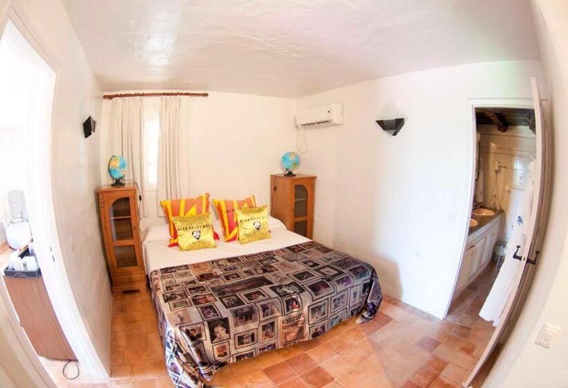 סוויטת ג'וניור, Pikes Ibiza - Adults Only