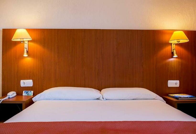 اتاق خانوادگی با چشمانداز دریا, Playas De Torrevieja