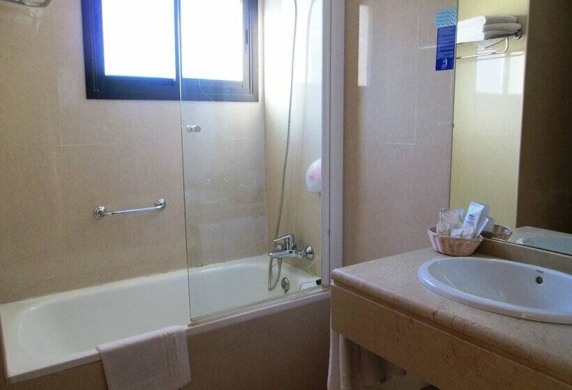 اتاق خانوادگی با چشمانداز دریا, Playas De Torrevieja