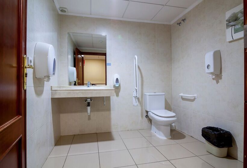 اتاق استاندارد برای معلولان, Playas De Torrevieja