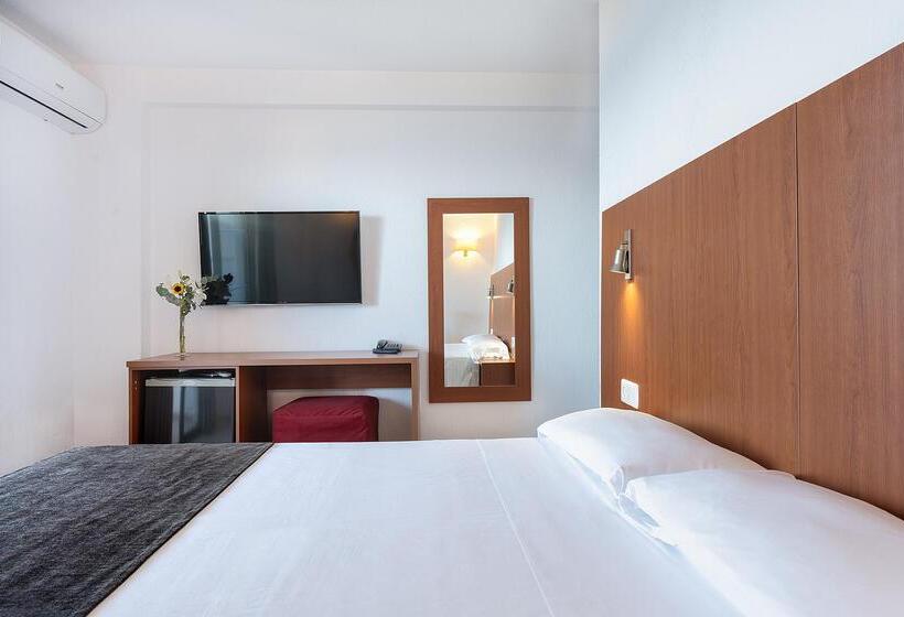 اتاق استاندارد برای معلولان, Playas De Torrevieja