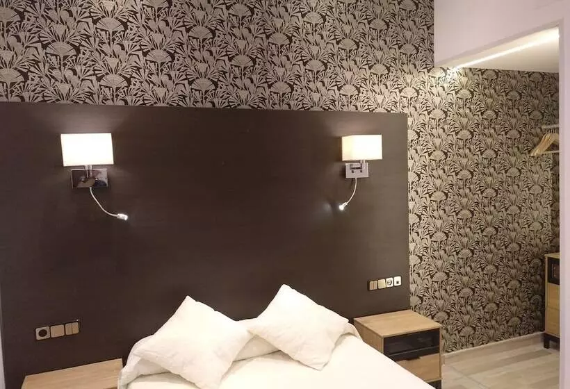 Camera Standard, Hostal Aguilar
