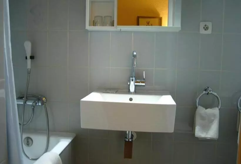 Standardeinzelzimmer, Hostal Canigó