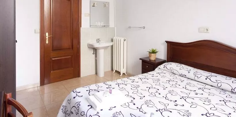 Habitación Estándar Baño Compartido, Hostal Condestable