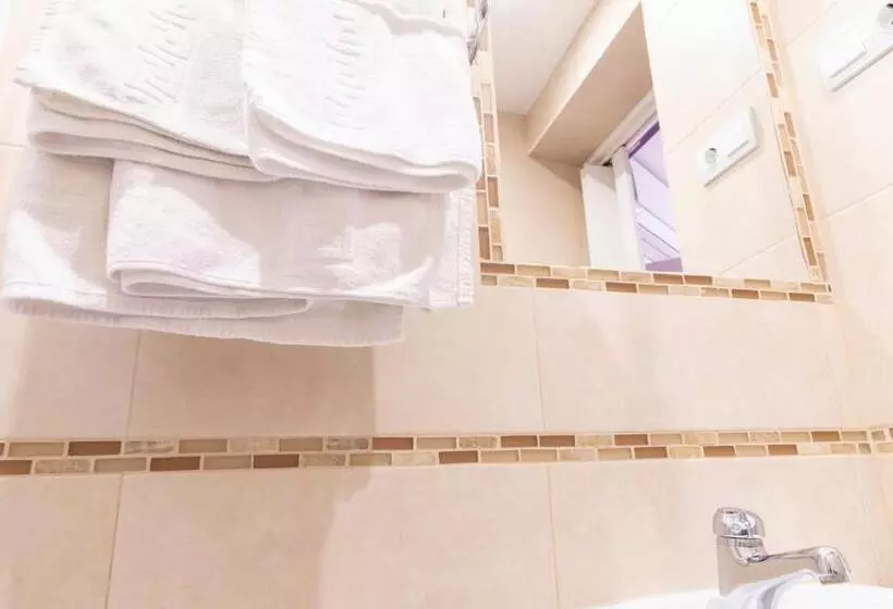 Habitación Estándar, Hostal Rober