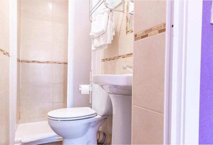 اتاق استاندارد, Hostal Rober