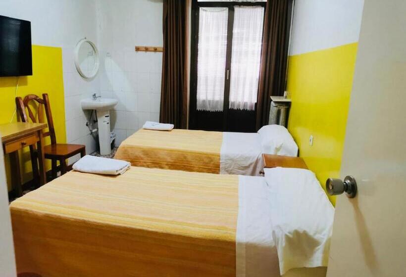 اتاق استاندارد با سرویس بهداشتی مشترک, Hostal Ruano