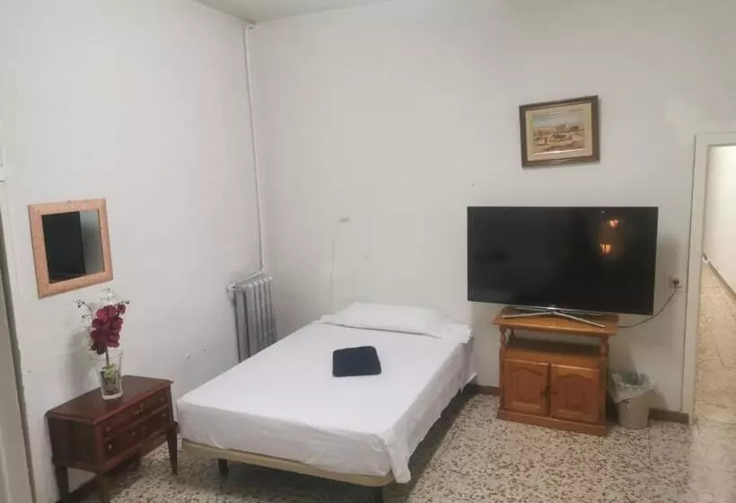 اتاق خانوادگی, Hostal Ruano
