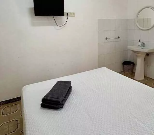 اتاق استاندارد با سرویس بهداشتی مشترک, Hostal Ruano