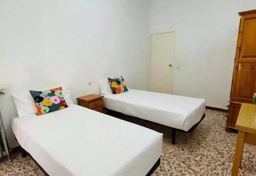 اتاق استاندارد با سرویس بهداشتی مشترک, Hostal Ruano