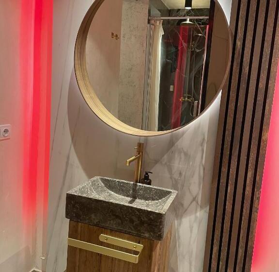 سوییت جونیور, Abalú Design Boutique Hotel Gran Via