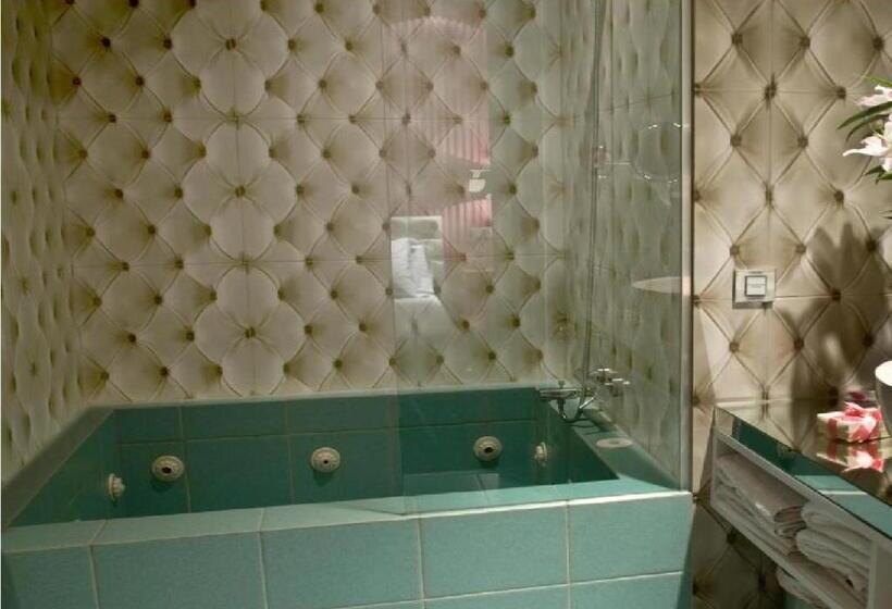 اتاق استاندارد با وان آب گرم, Abalú Design Boutique Hotel Gran Via