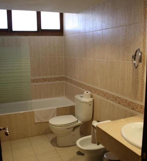 اتاق استاندارد چهار تخته, Los Olivos