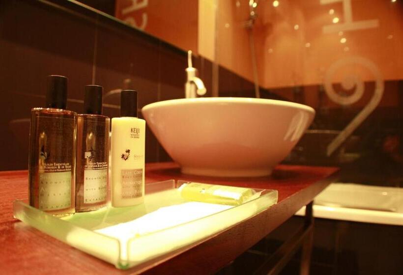 غرفة قياسية, Sant Roc