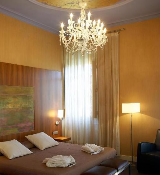 جناح جونيور, Sant Roc