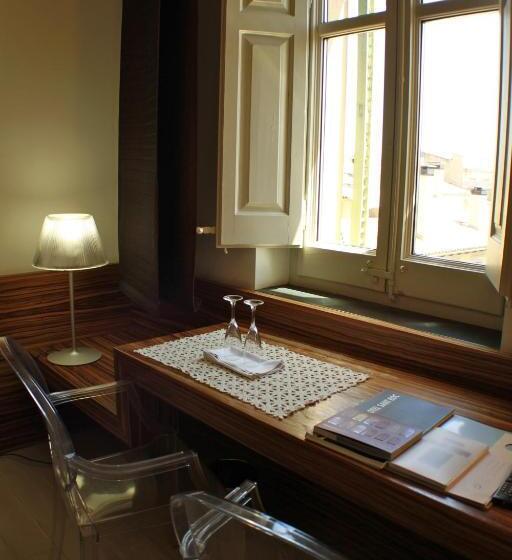 غرفة سوبيريور, Sant Roc